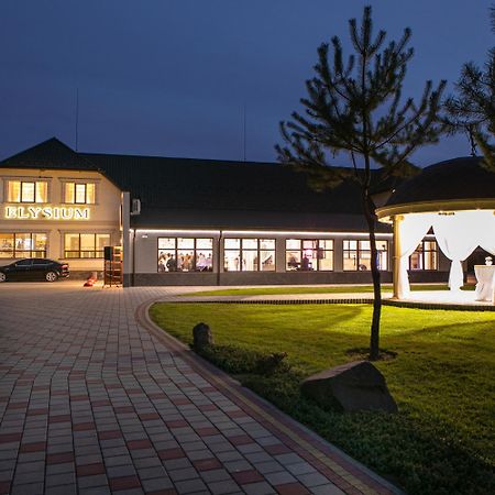 Hotel Elysium Irshava Eksteriør bilde